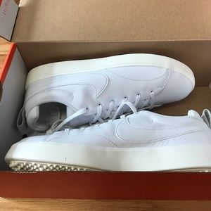 Mens nike course classic golf shoes size 10